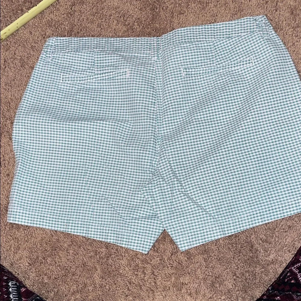 Chic Checkered Shorts - Picture 6 of 7